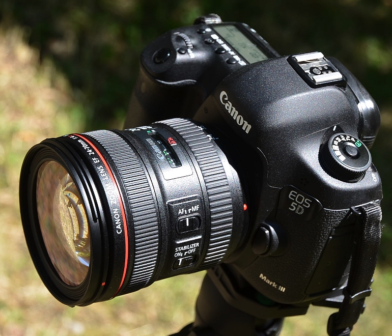 canon 24-70 f4 review