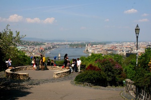Zoom in Gellert hill view