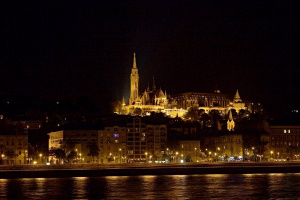 Zoom in Mathias church and the Castle Mátyás templom és a vár